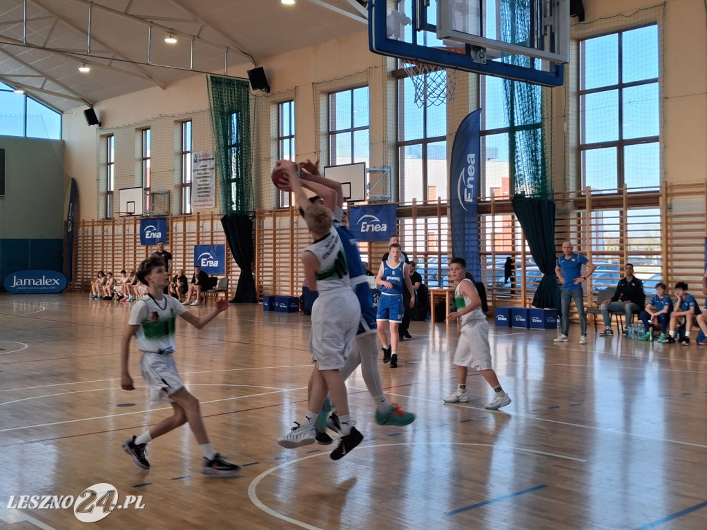 Koszykarskie emocje w Rydzynie