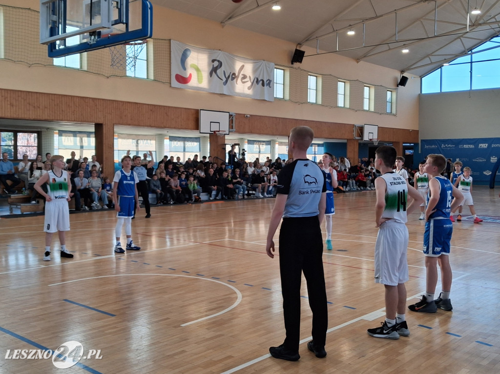 Koszykarskie emocje w Rydzynie
