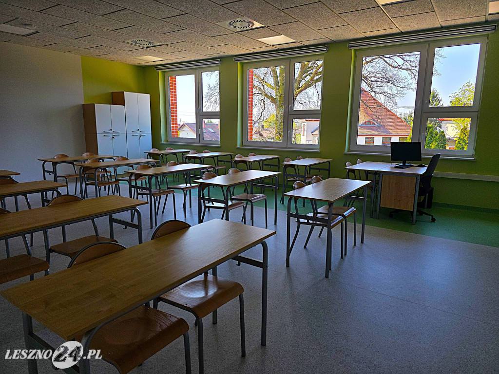 Rozbudowana szkoła w Wilkowicach