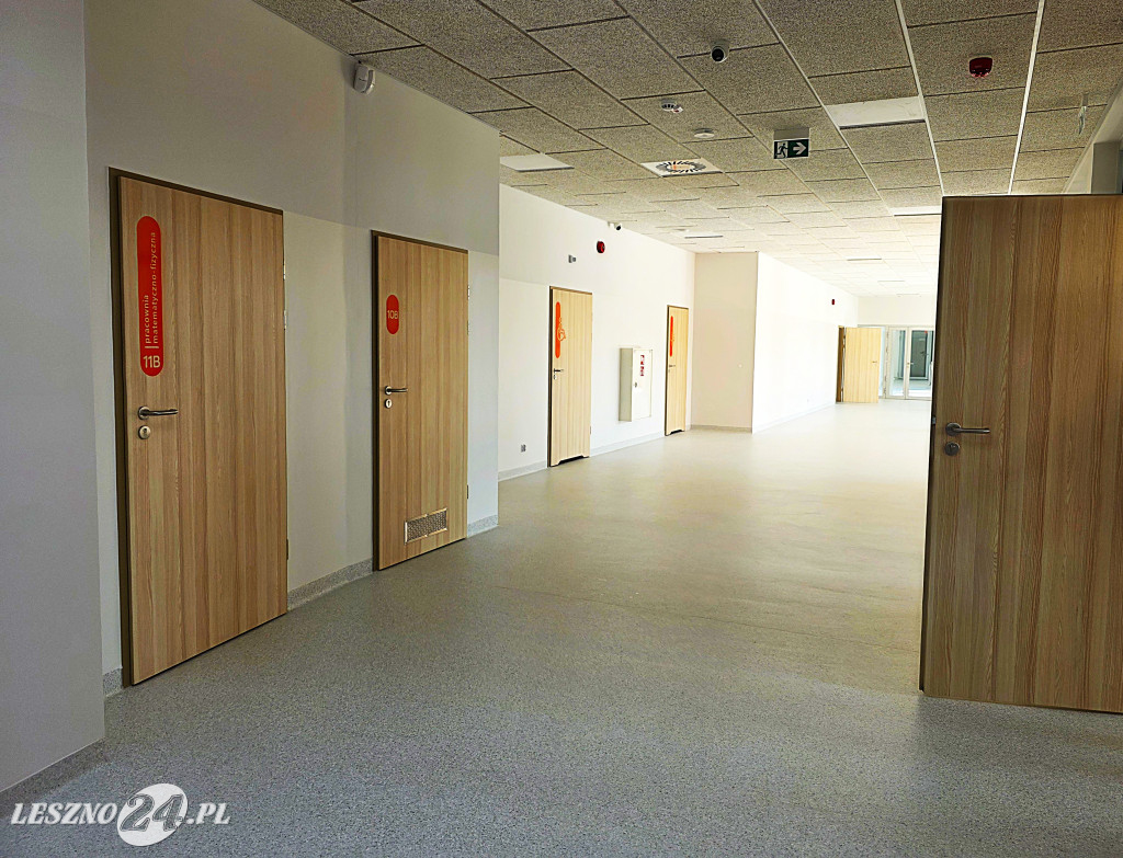 Rozbudowana szkoła w Wilkowicach