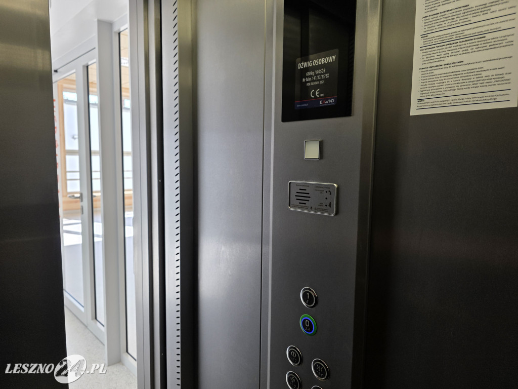 Rozbudowana szkoła w Wilkowicach