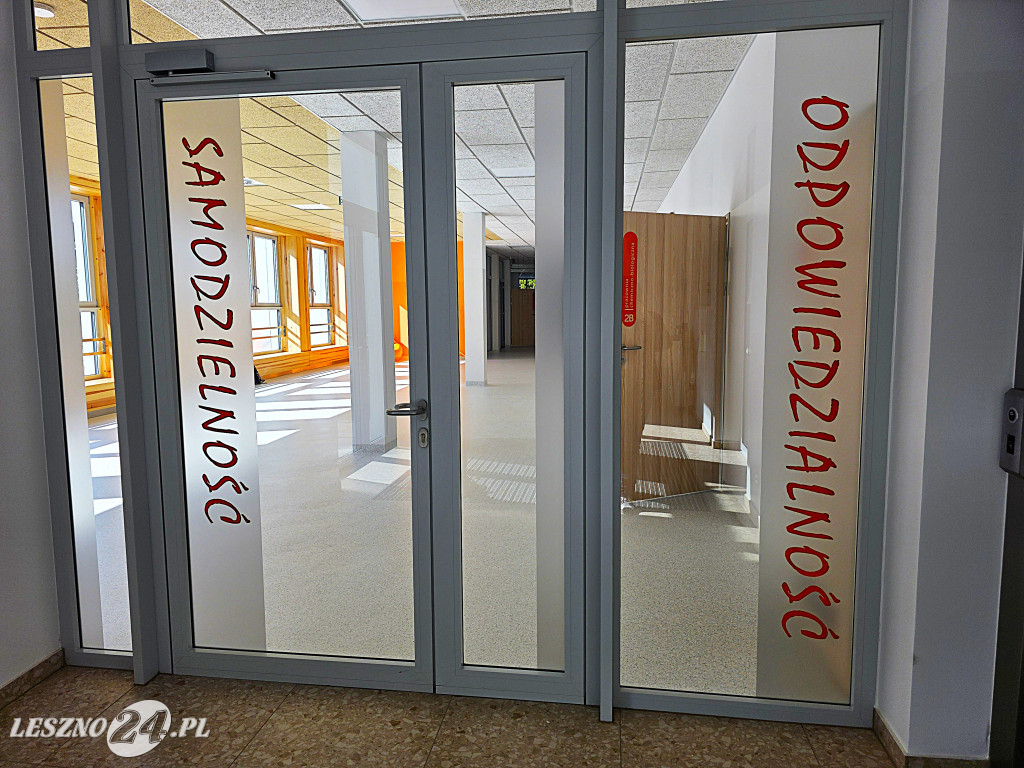 Rozbudowana szkoła w Wilkowicach