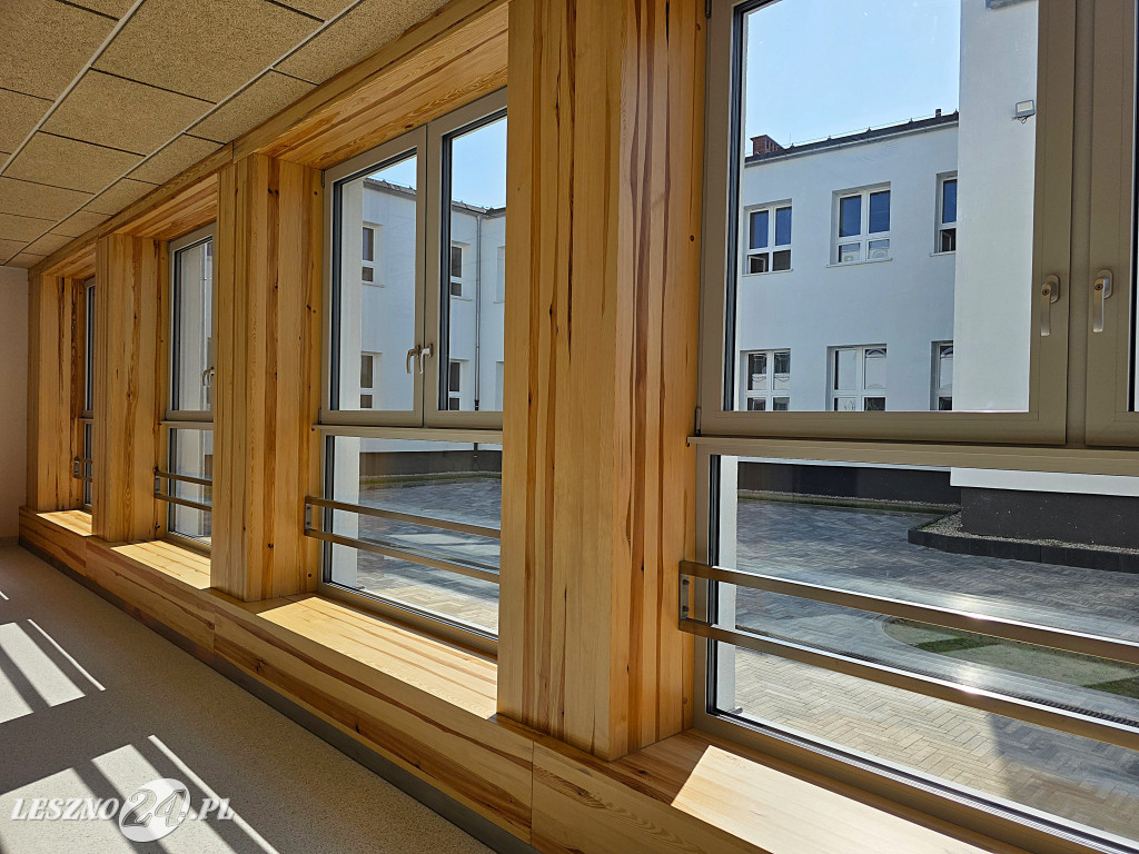 Rozbudowana szkoła w Wilkowicach