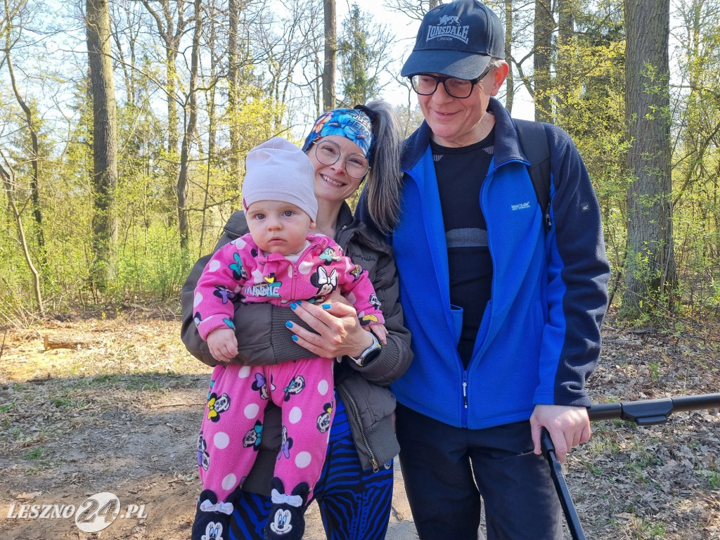 Akcja sadzenia drzew w Nadleśnictwie Karczma Borowa