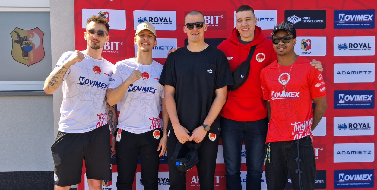 Koszykarze Novimex Polonii spotkali się z kibicami