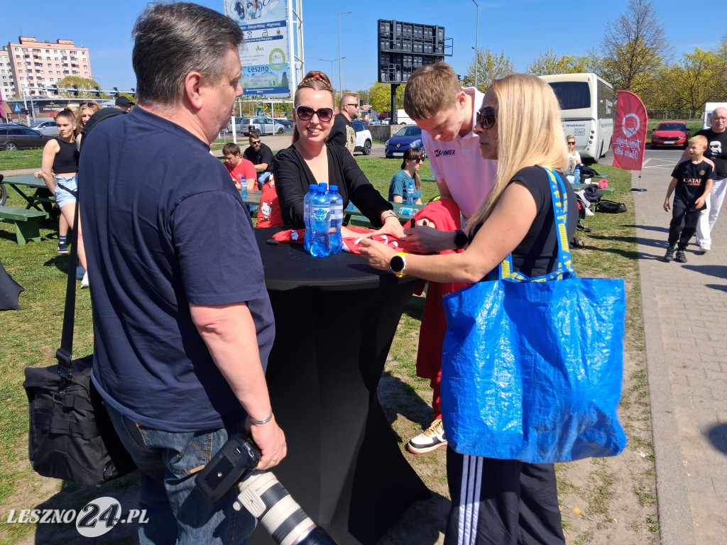 Koszykarze Novimex Polonii spotkali się z kibicami