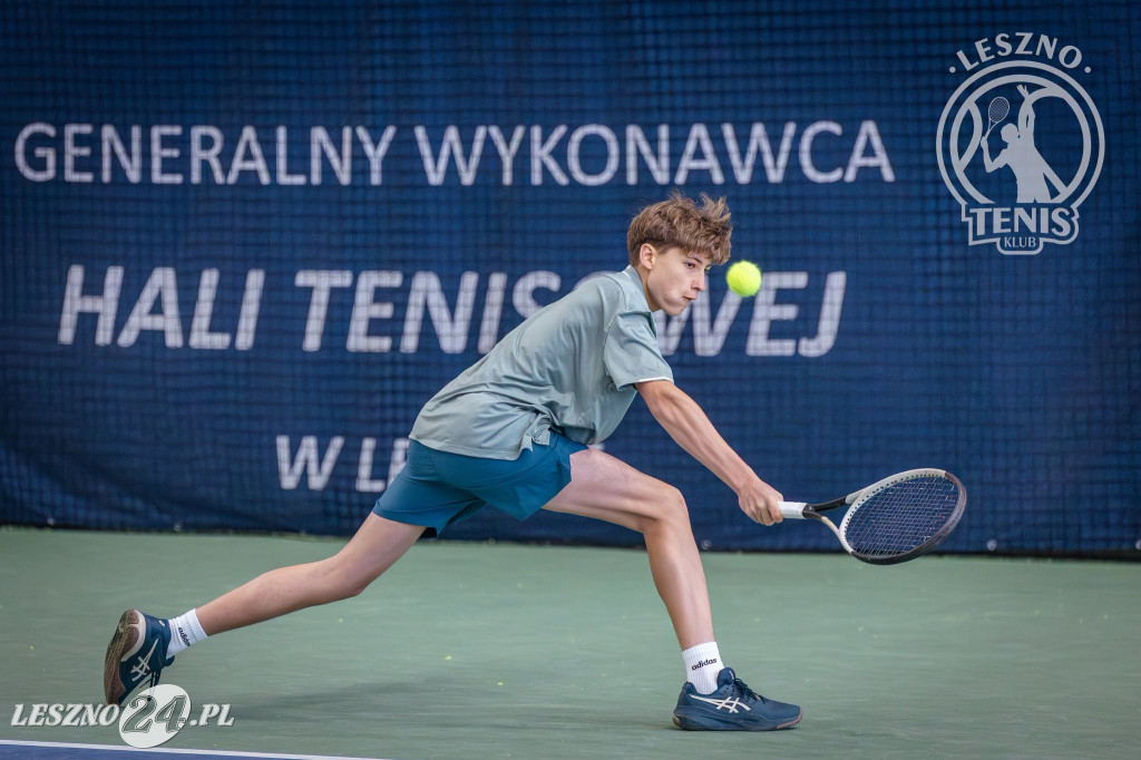 Tenisowe emocje na kortach Akwawit w Lesznie