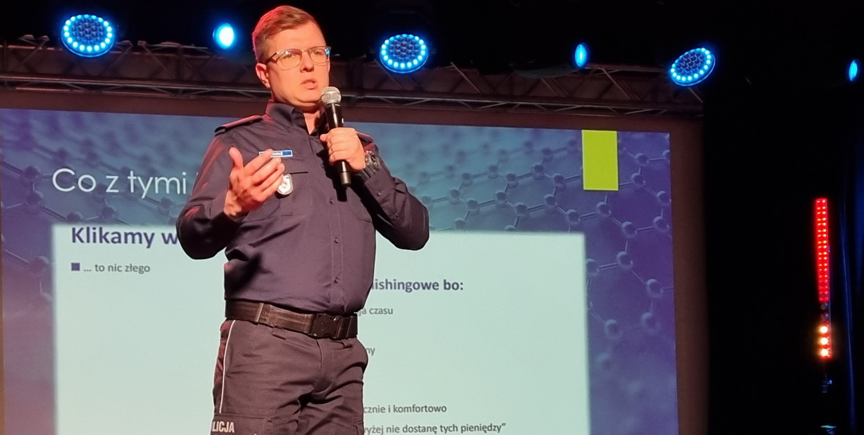 Konferencja Bezpieczeństwo w siedzi w Lesznie