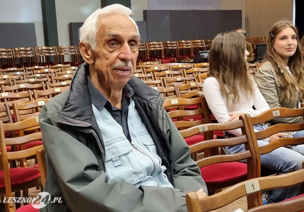 Konferencja Bezpieczeństwo w siedzi w Lesznie