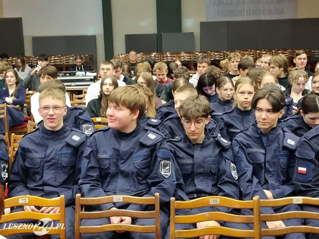 Konferencja Bezpieczeństwo w siedzi w Lesznie