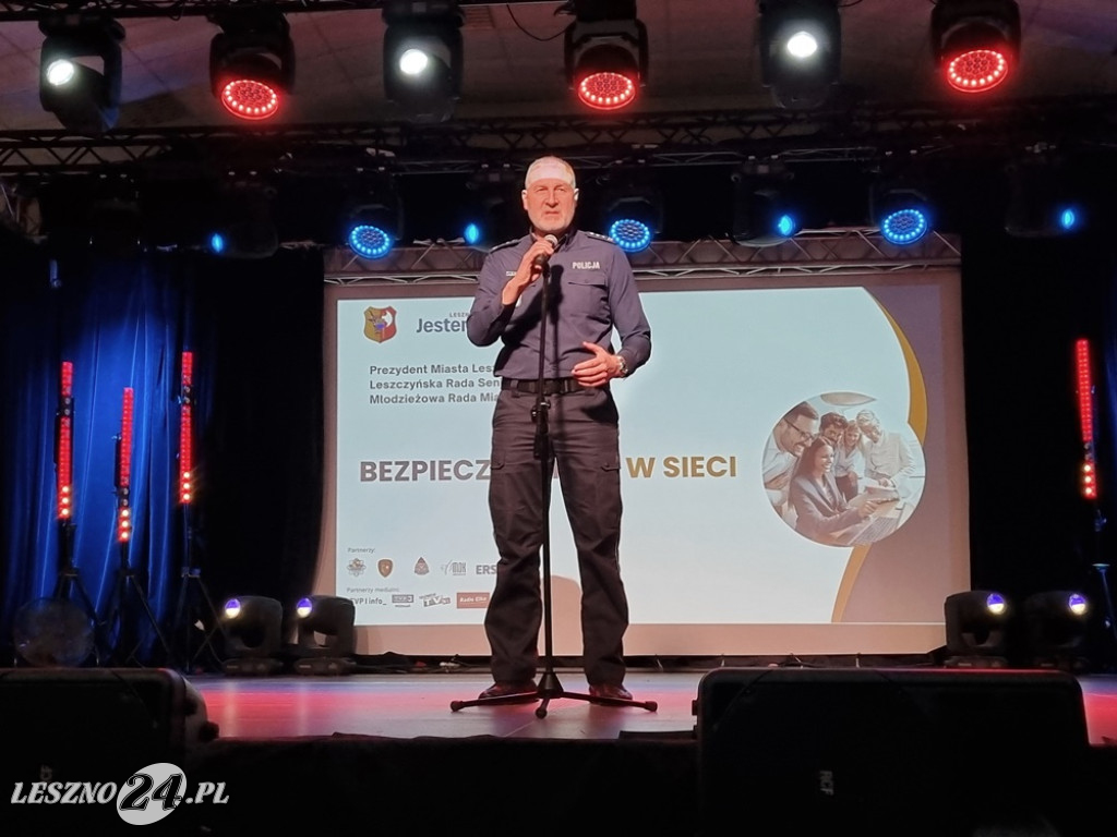 Konferencja Bezpieczeństwo w siedzi w Lesznie