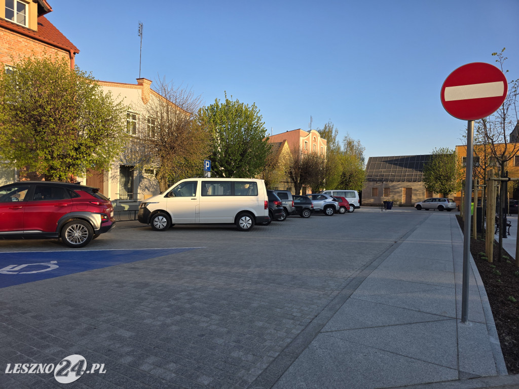 Fontanna na Rynku w Osiecznej