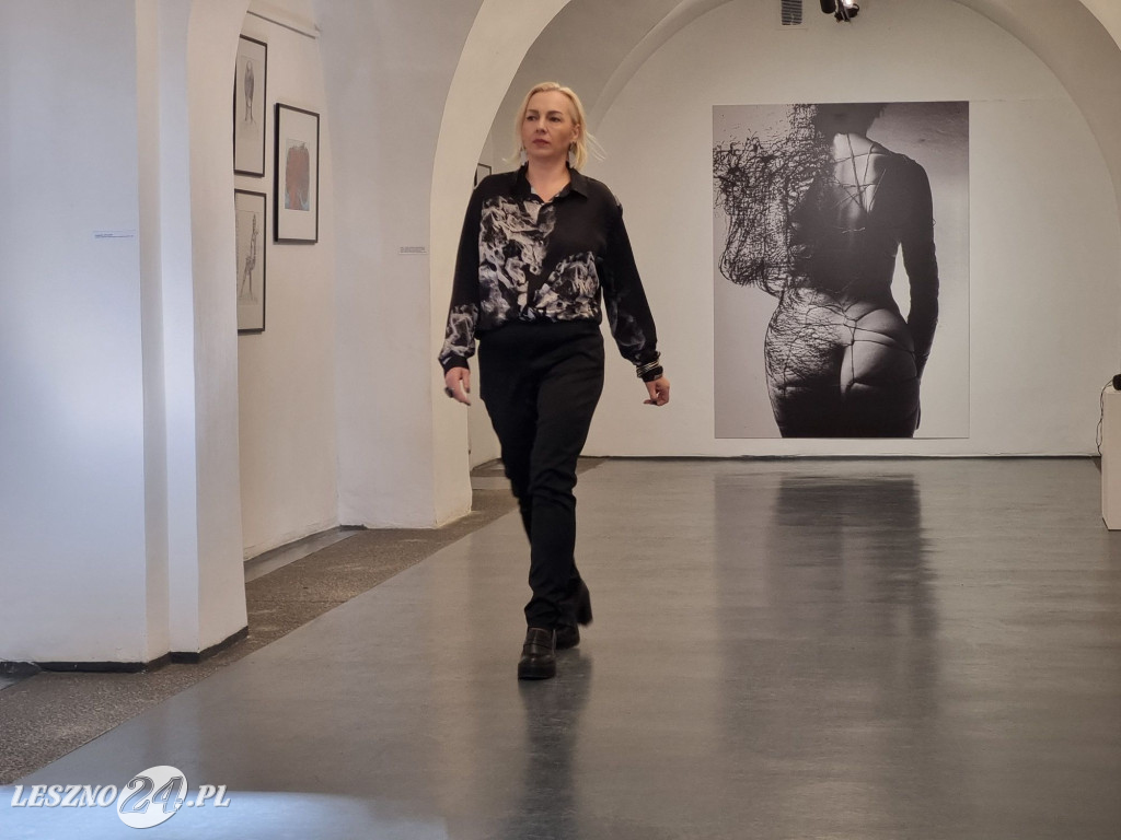 Wystawa Beksiński Nieoczywisty w MBWA w Lesznie