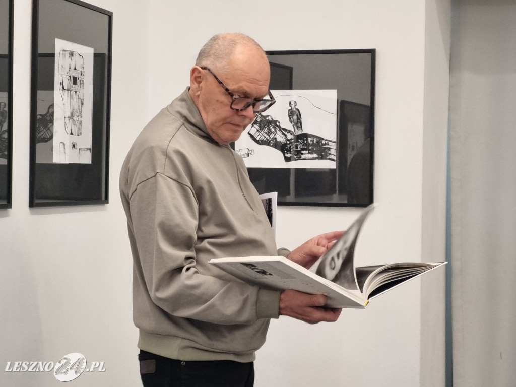 Wystawa Beksiński Nieoczywisty w MBWA w Lesznie