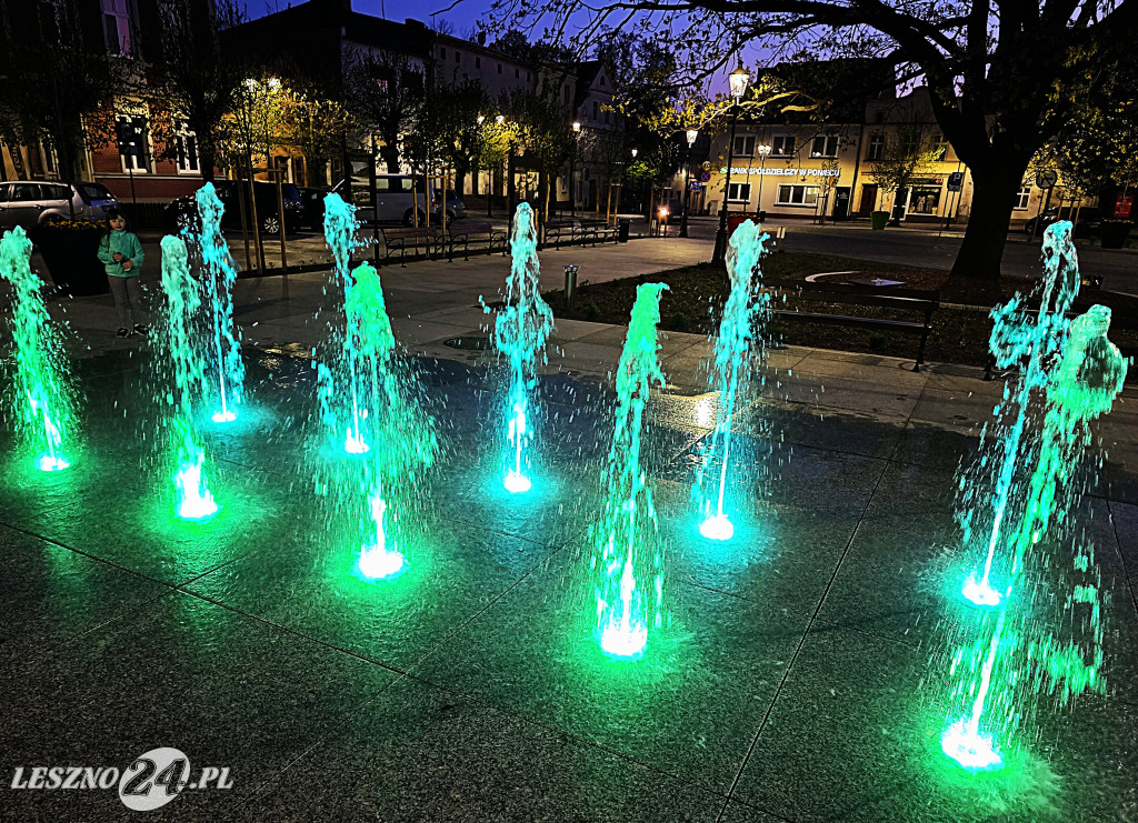 Fontanna na Rynku w Osiecznej