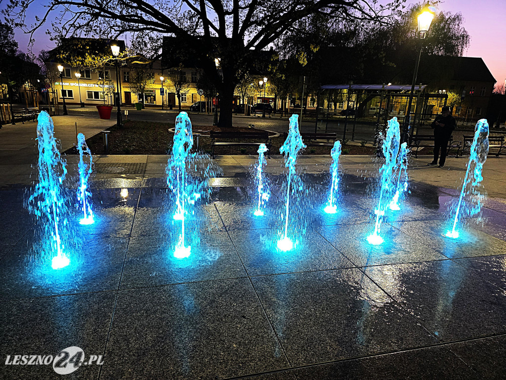Fontanna na Rynku w Osiecznej