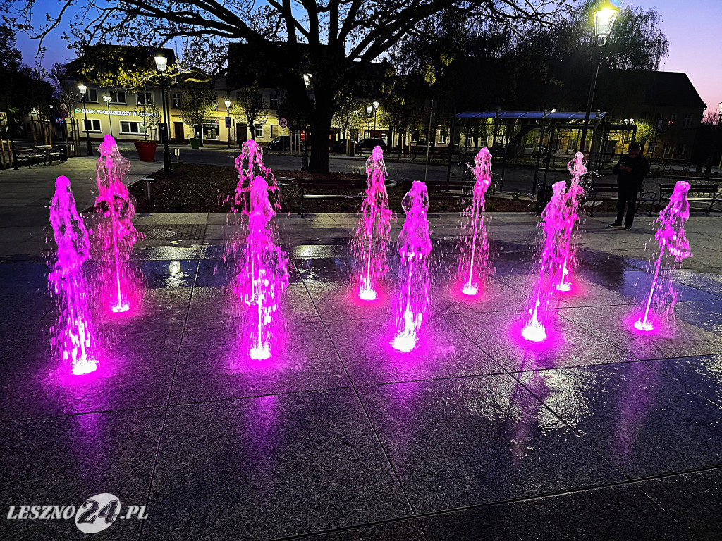 Fontanna na Rynku w Osiecznej