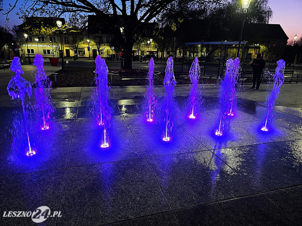 Fontanna na Rynku w Osiecznej