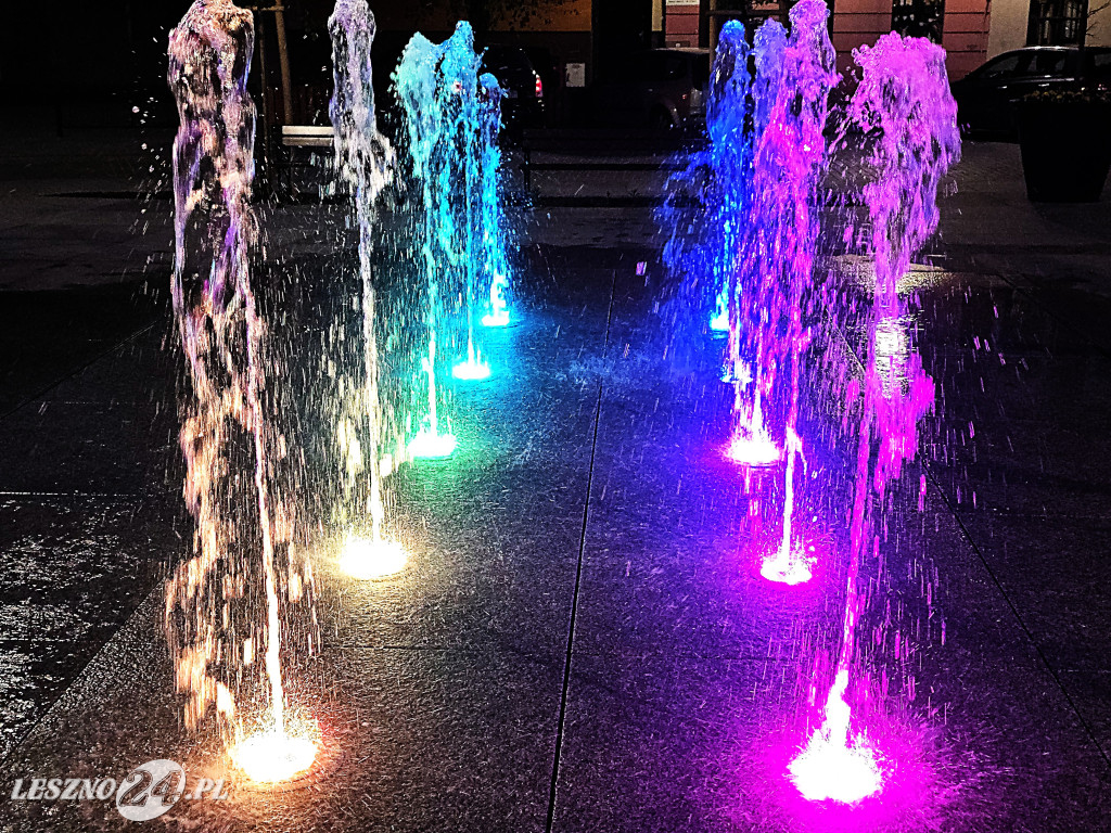 Fontanna na Rynku w Osiecznej