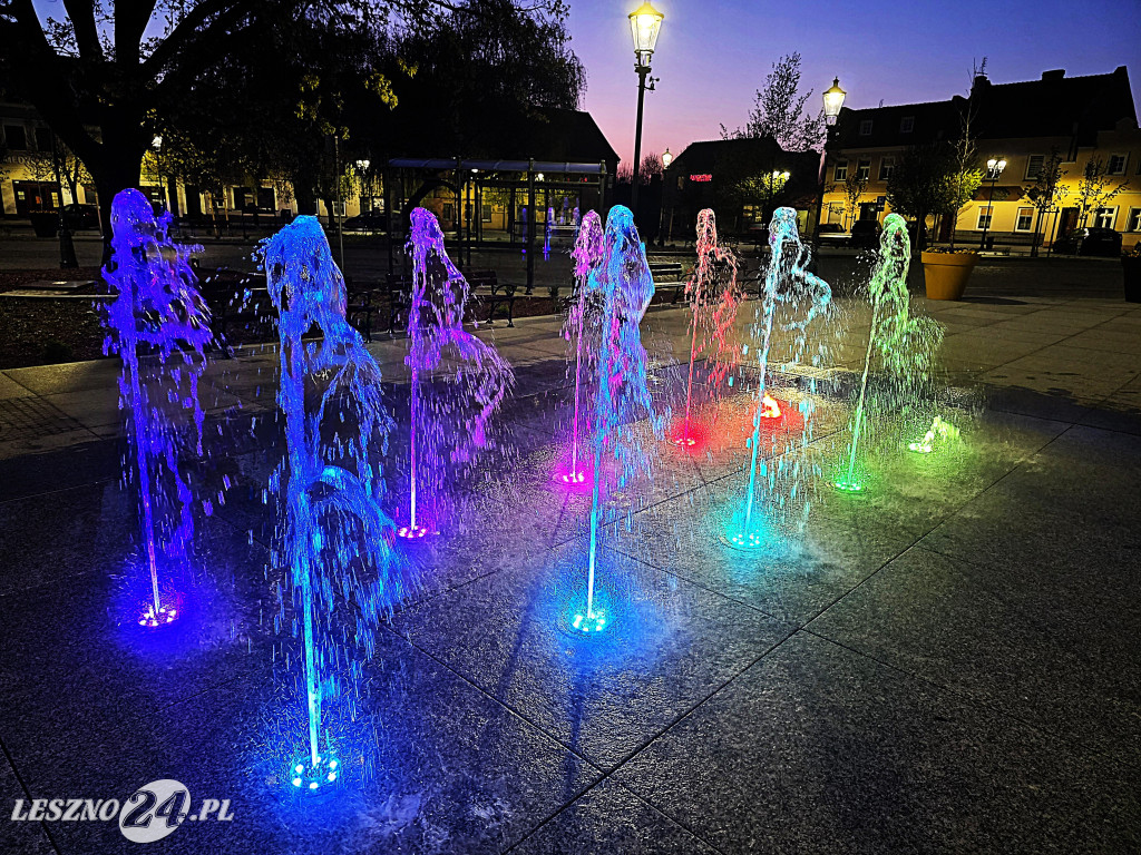 Fontanna na Rynku w Osiecznej