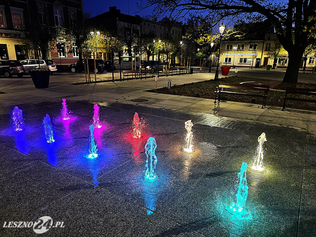 Fontanna na Rynku w Osiecznej