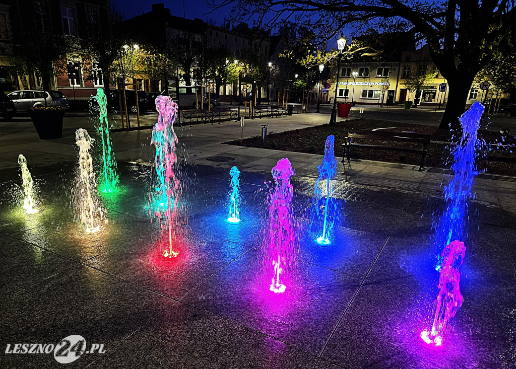 Fontanna na Rynku w Osiecznej