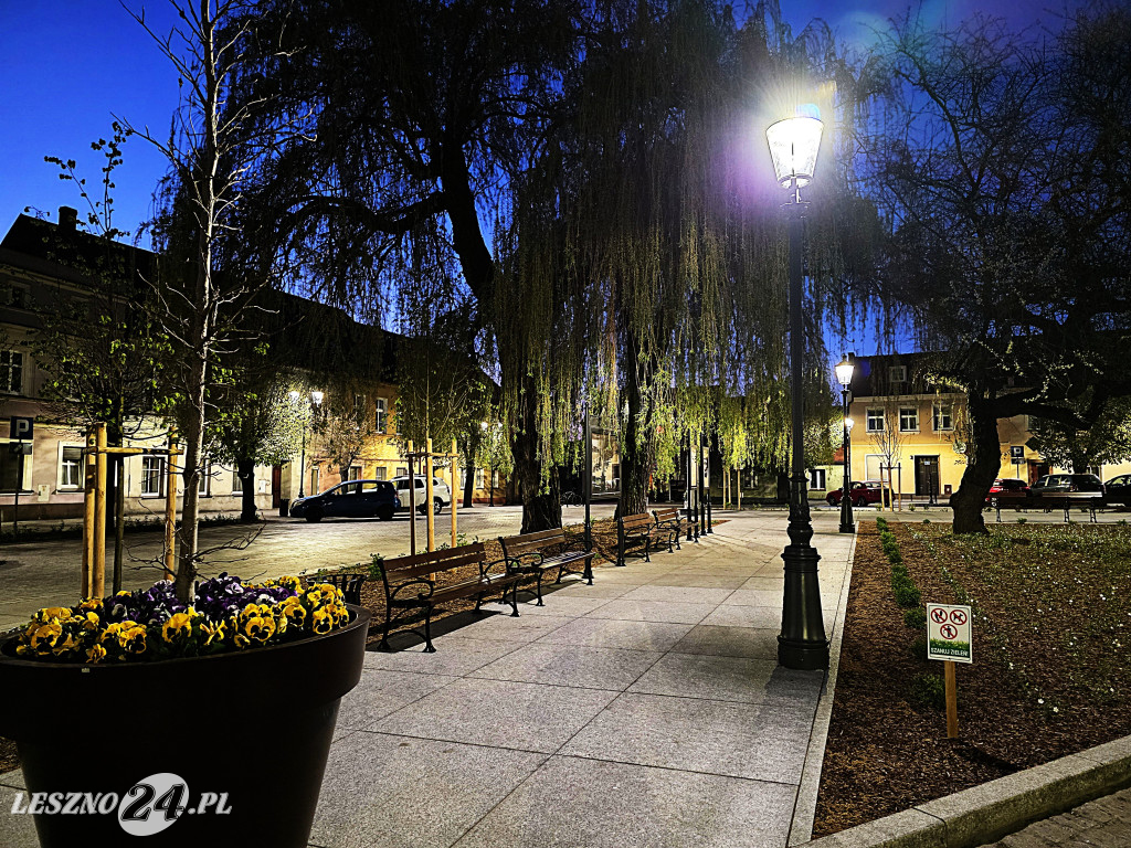 Fontanna na Rynku w Osiecznej