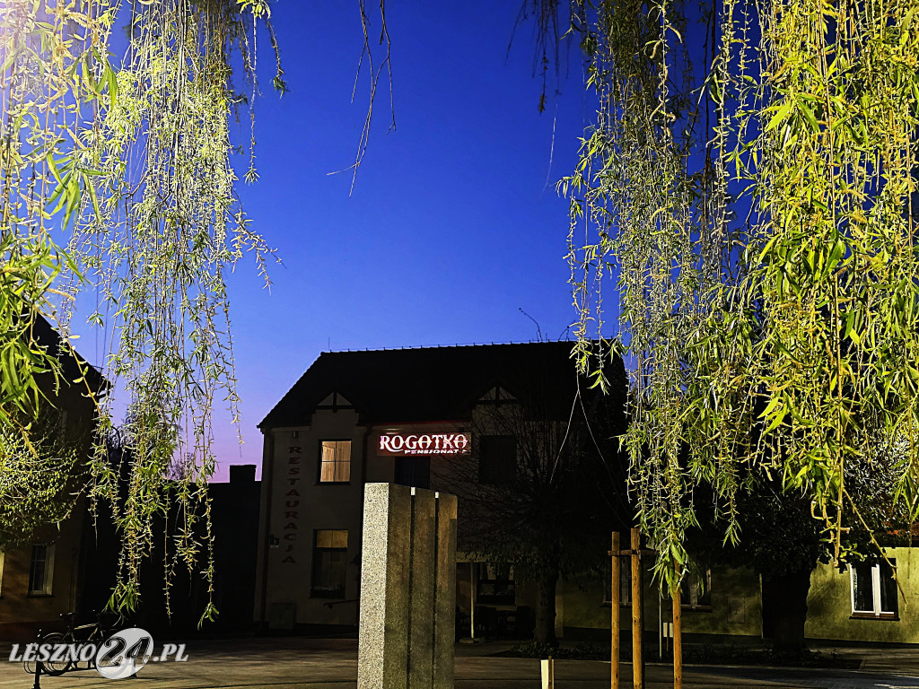 Fontanna na Rynku w Osiecznej