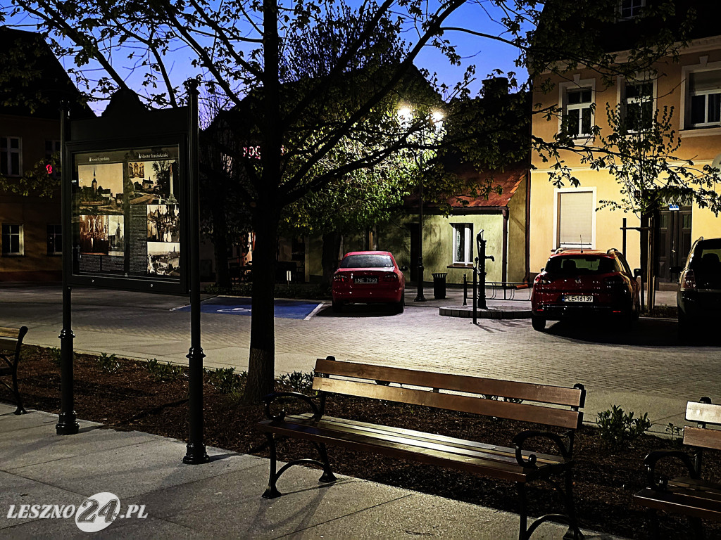 Fontanna na Rynku w Osiecznej