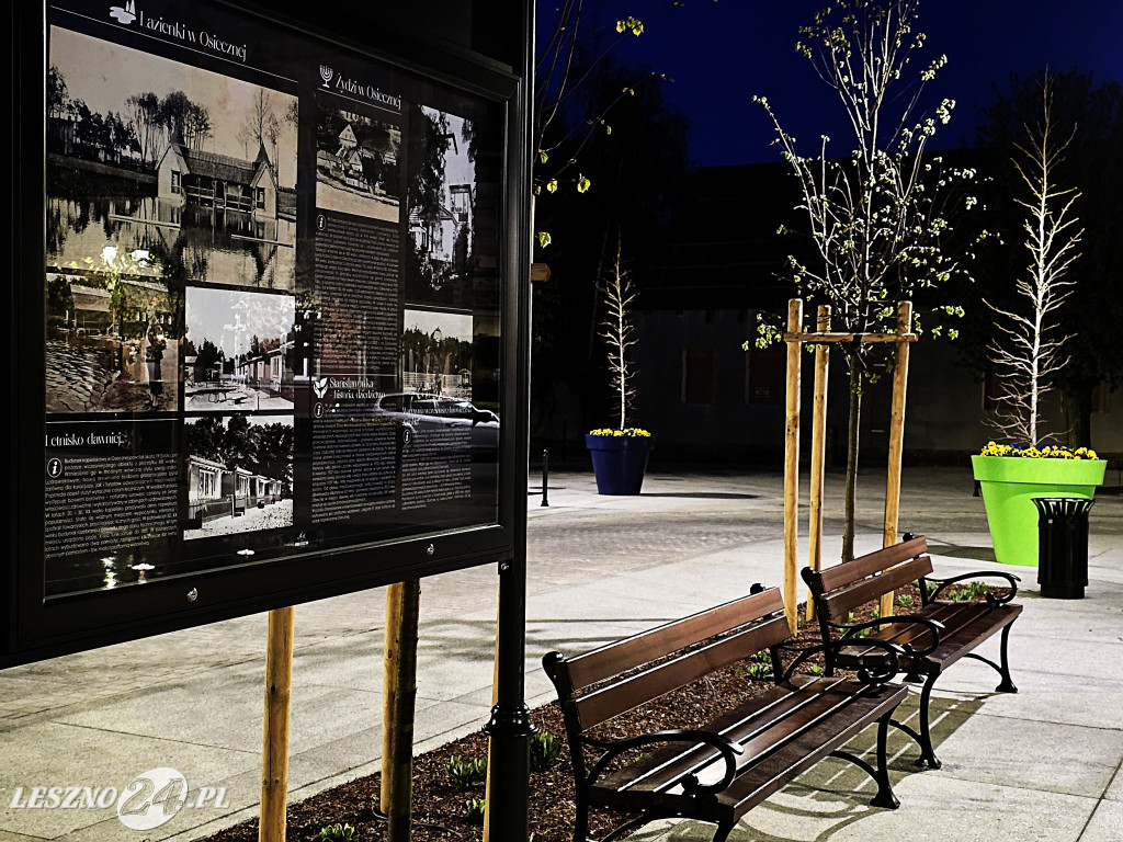 Fontanna na Rynku w Osiecznej