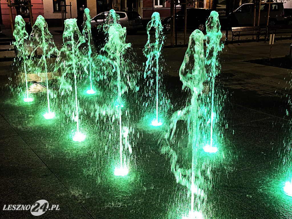 Fontanna na Rynku w Osiecznej