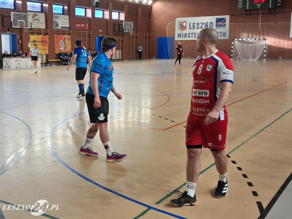 Derby i emocje w hali Trzynastka