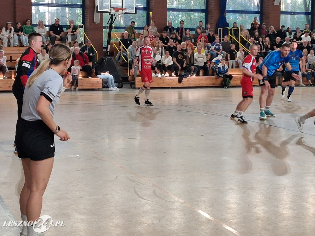 Derby i emocje w hali Trzynastka