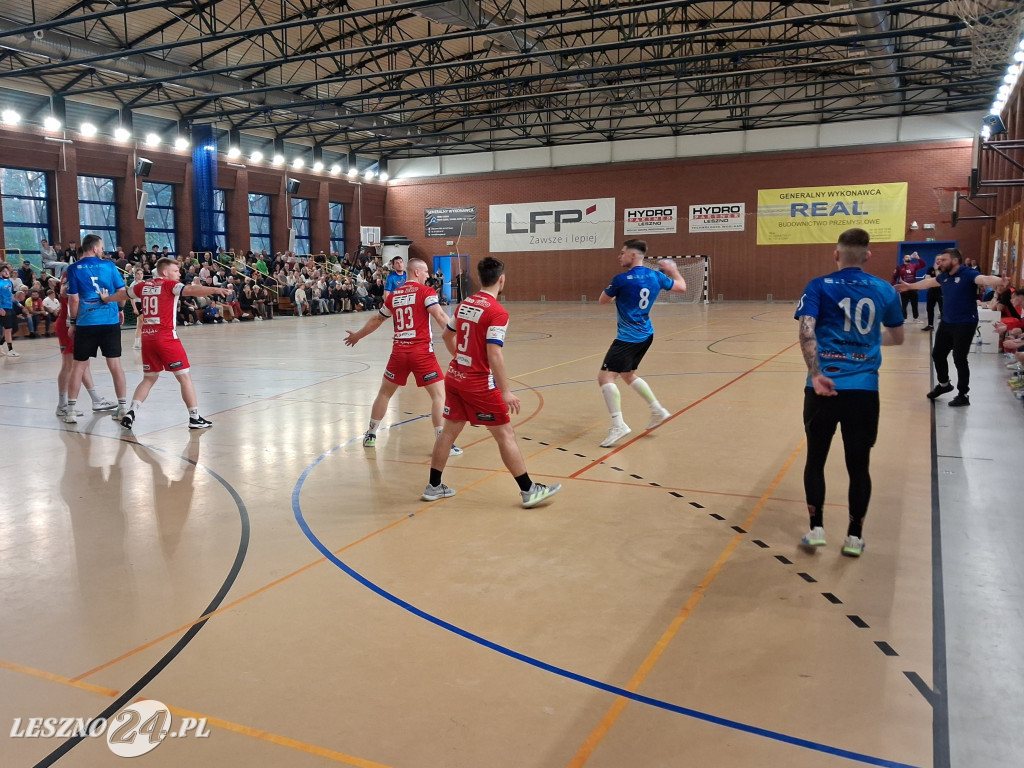 Derby i emocje w hali Trzynastka