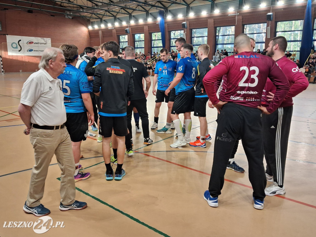 Derby i emocje w hali Trzynastka