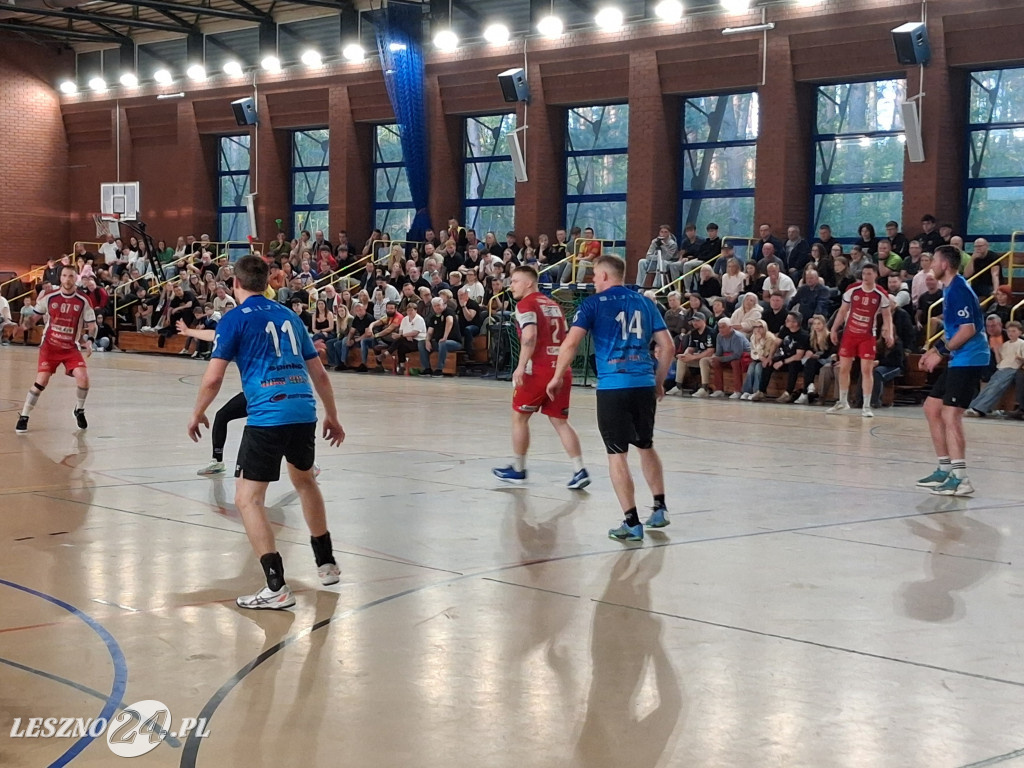 Derby i emocje w hali Trzynastka