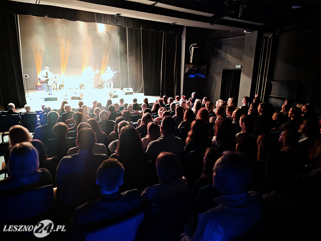 Julia Pietrucha w Teatrze Miejskim w Lesznie