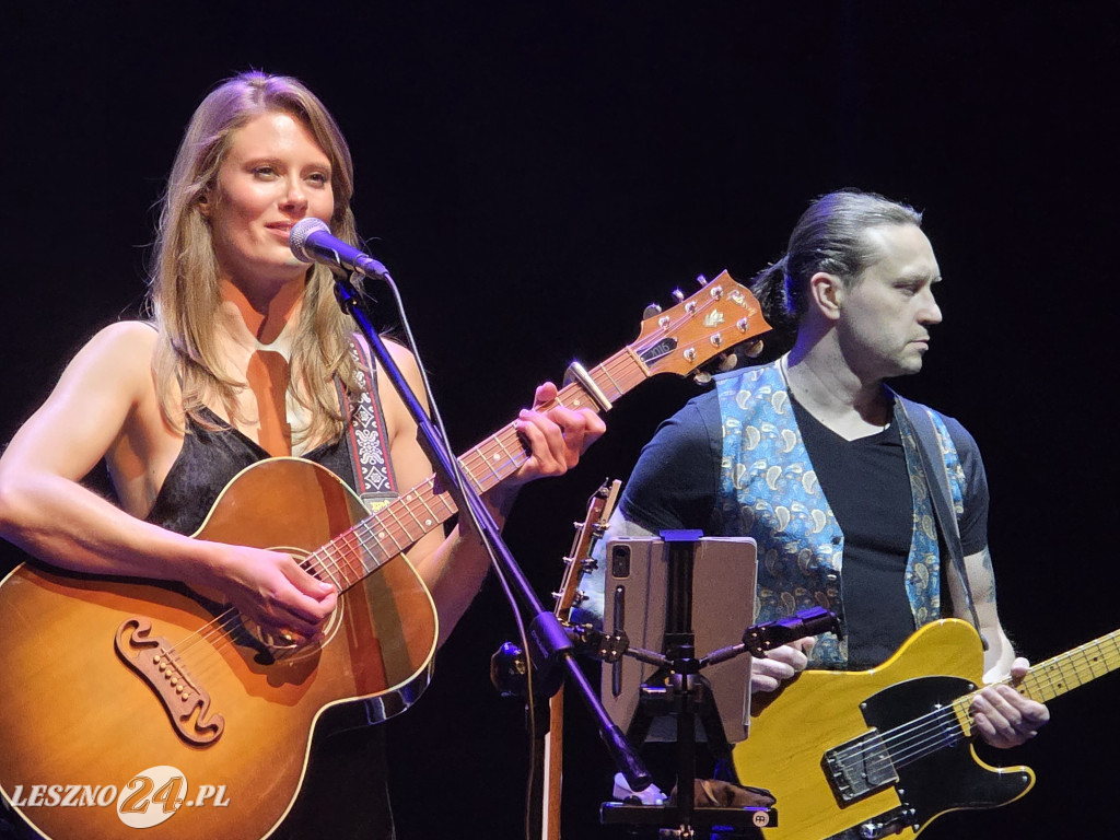 Julia Pietrucha w Teatrze Miejskim w Lesznie