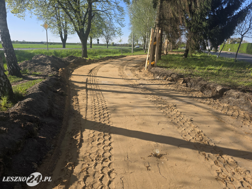 Budowa nowej ścieżki rowerowej w Lesznie
