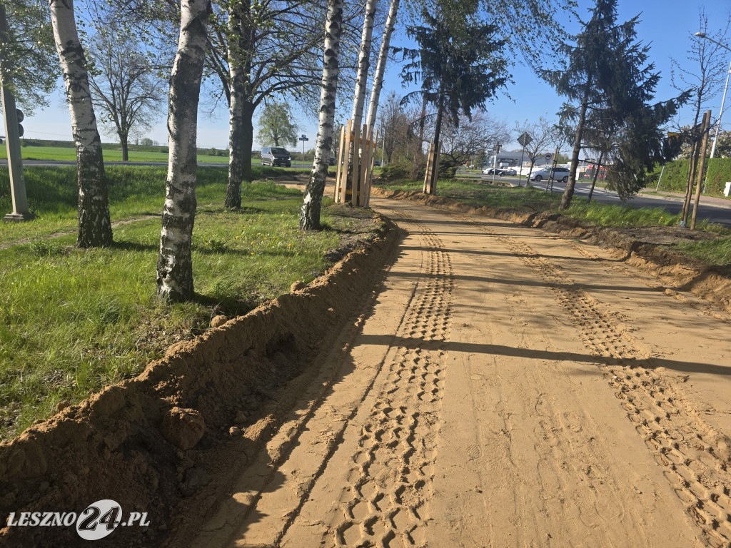 Budowa nowej ścieżki rowerowej w Lesznie