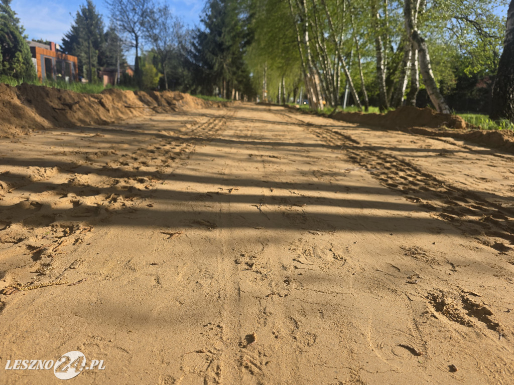 Budowa nowej ścieżki rowerowej w Lesznie