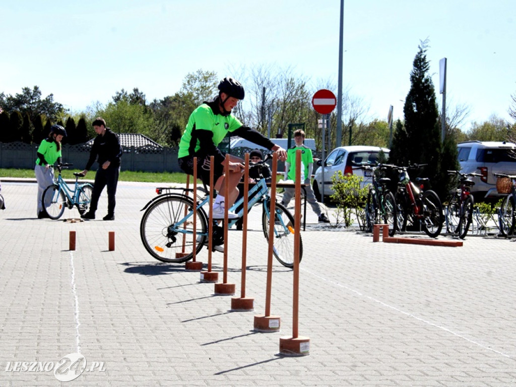 Uczniowie rywalizują w turnieju bezpieczeństwa