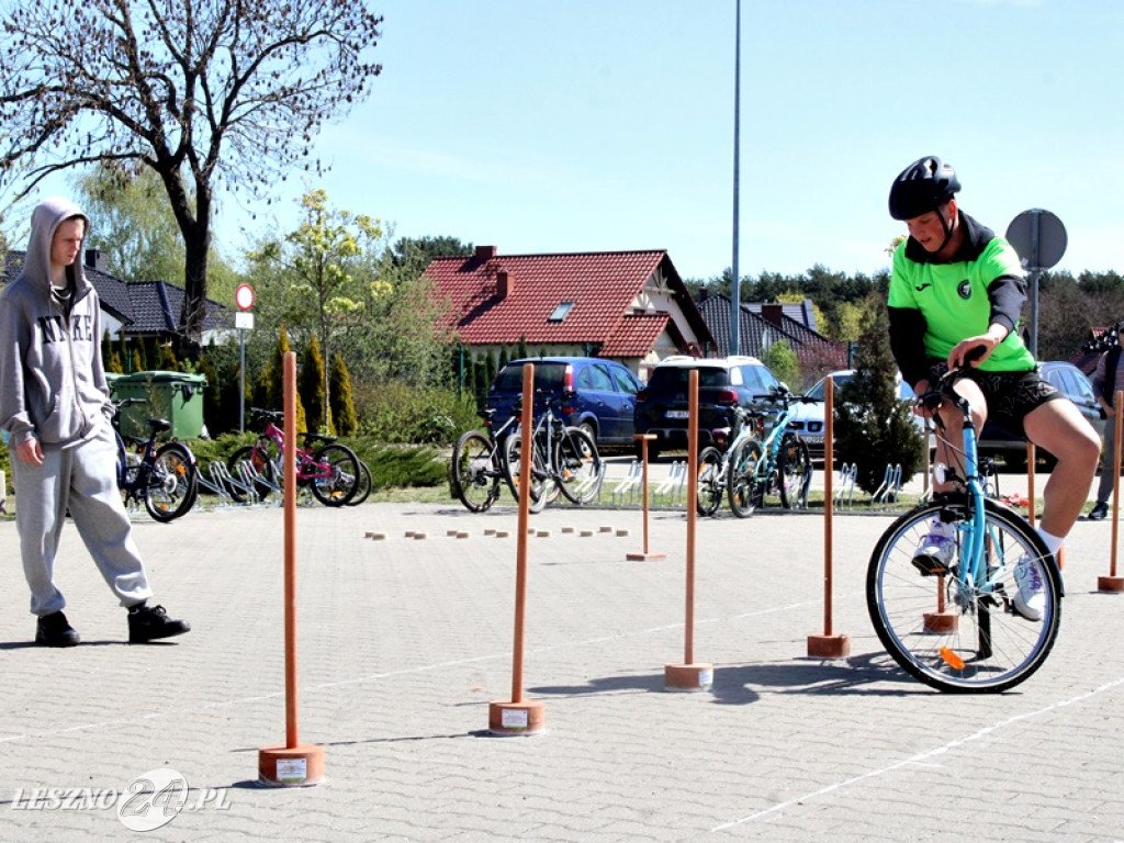 Uczniowie rywalizują w turnieju bezpieczeństwa