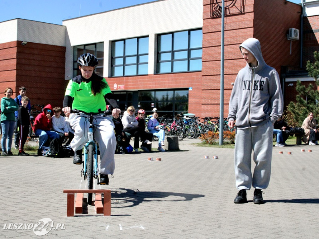 Uczniowie rywalizują w turnieju bezpieczeństwa