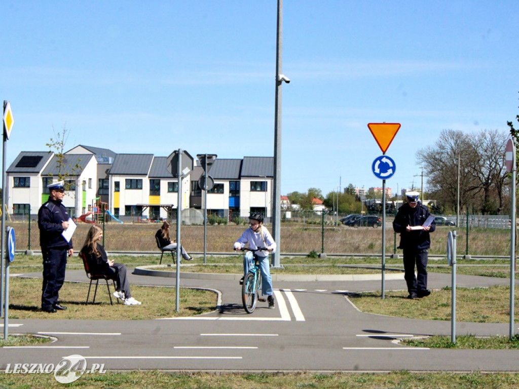 Uczniowie rywalizują w turnieju bezpieczeństwa