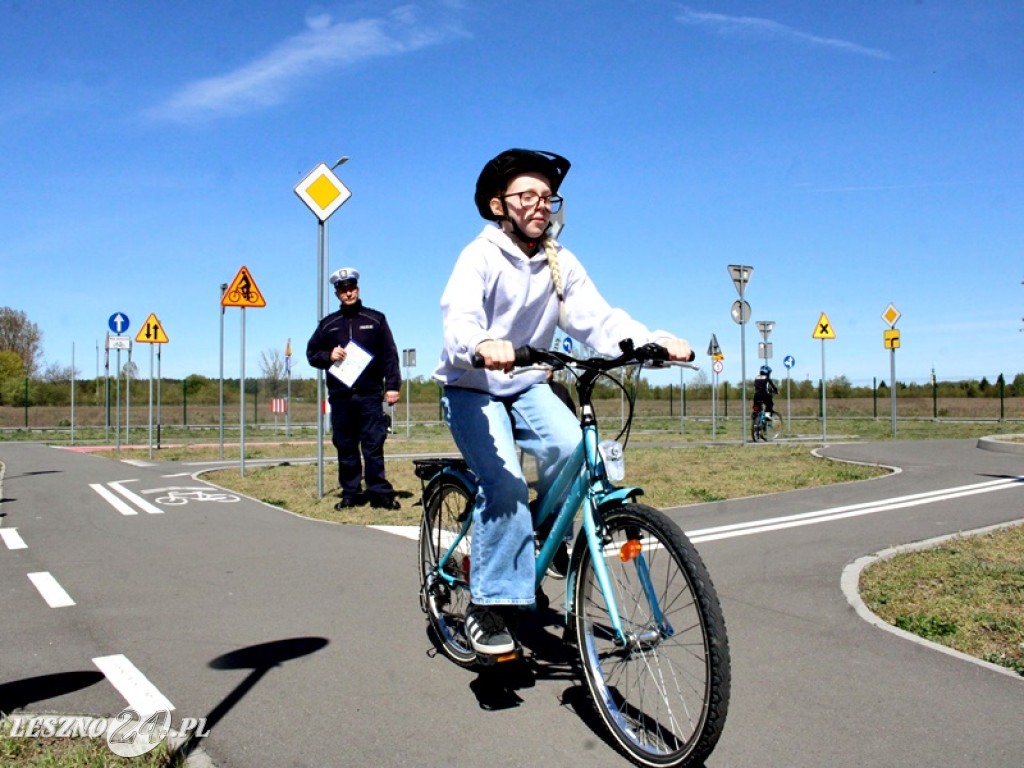 Uczniowie rywalizują w turnieju bezpieczeństwa