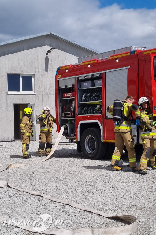 Pożar hali warsztatowej w Lipnie