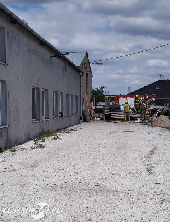 Pożar hali warsztatowej w Lipnie