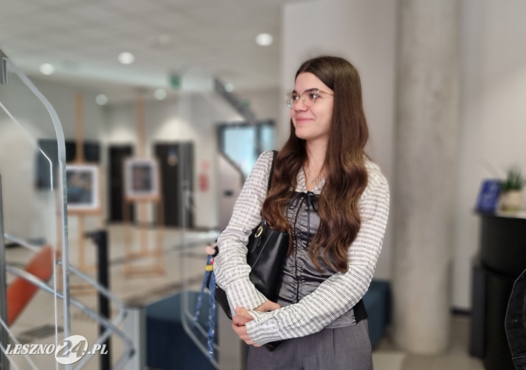 Wystawa Mój świat w kolorach Karoliny Chrobot z ZST w Lesznie
