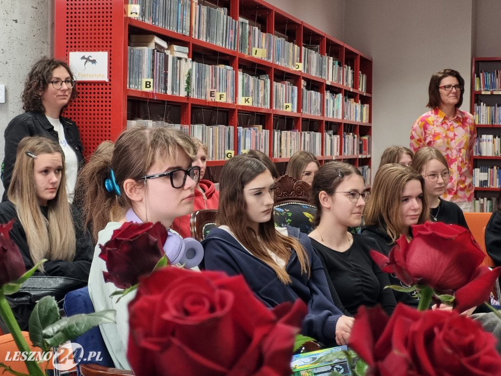 Wystawa Mój świat w kolorach Karoliny Chrobot z ZST w Lesznie